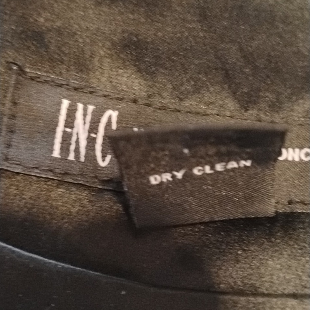 INC International Concepts Woman's Black 100% Silk Blouse, Size: 6P - Picture 6 of 11